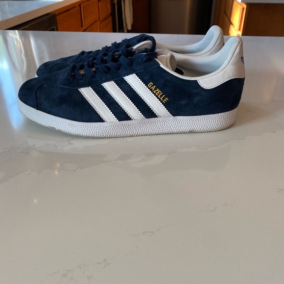 adidas gazelle blue size 9